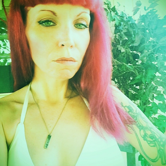 Meet your Posher, Kelly - Picture 1 of 8